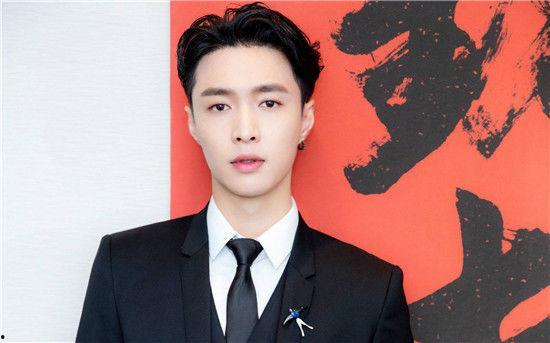 娱乐圈张艺兴吃瓜